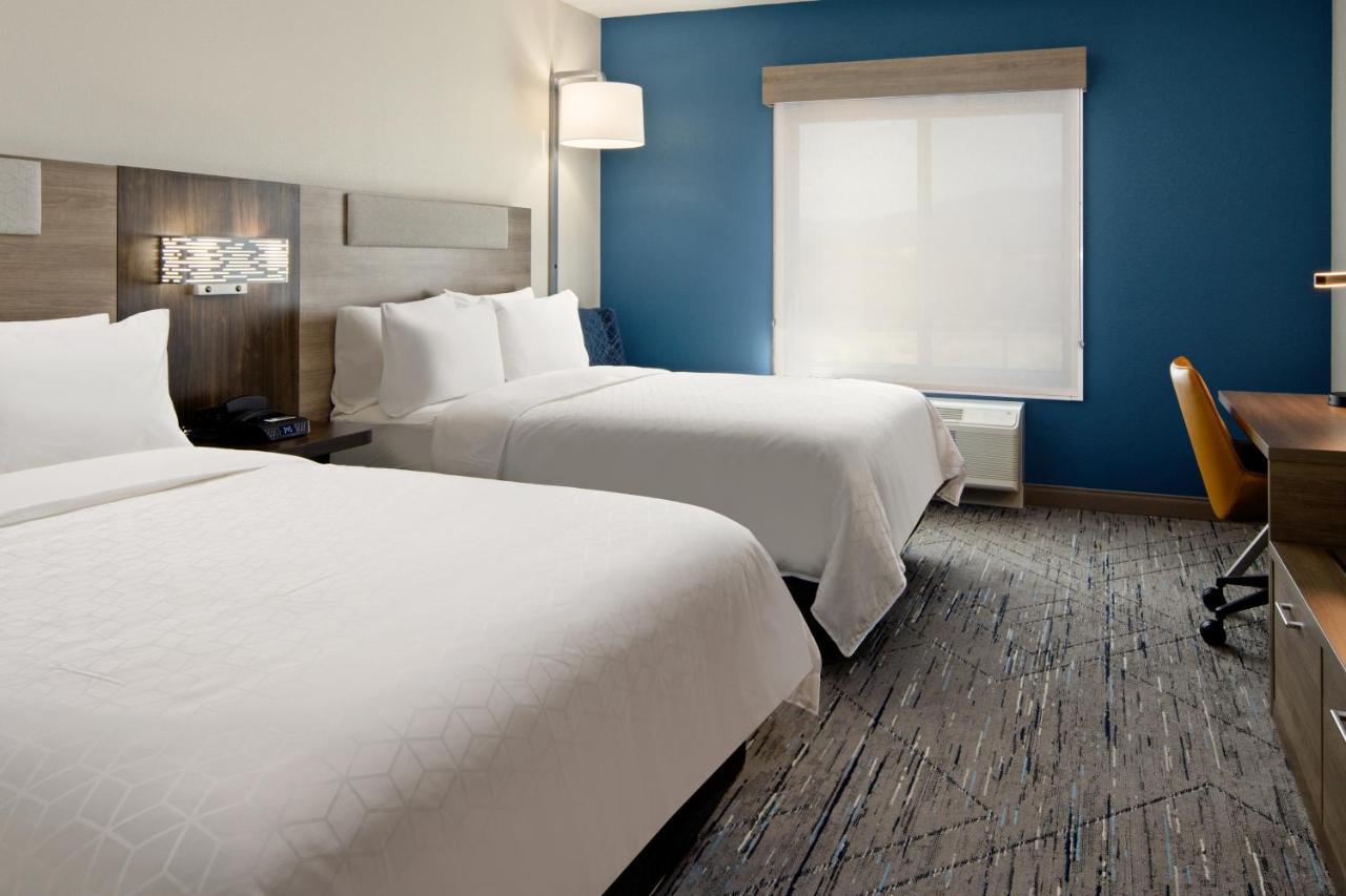 Holiday Inn Express & Suites Palm Desert - Millennium By Ihg Eksteriør billede