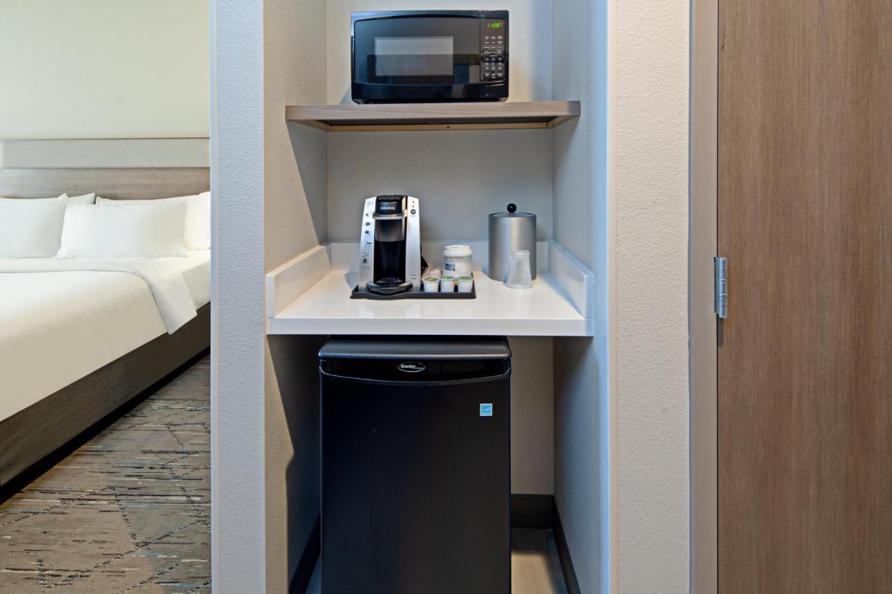 Holiday Inn Express & Suites Palm Desert - Millennium By Ihg Eksteriør billede