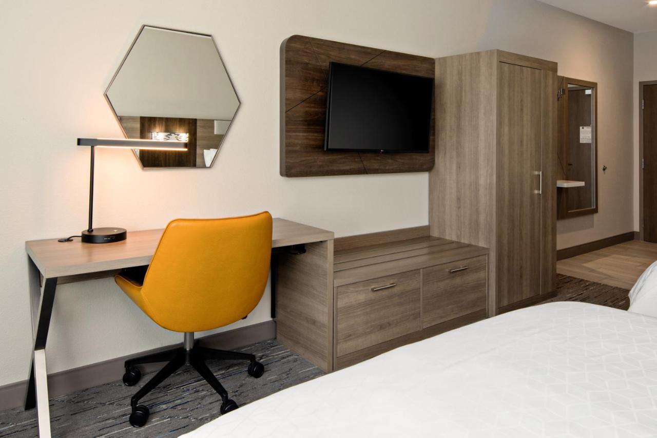 Holiday Inn Express & Suites Palm Desert - Millennium By Ihg Eksteriør billede